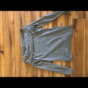 Off the shoulder long sleeve
